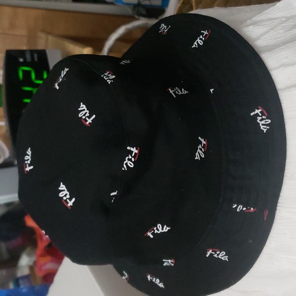 Fila hat - Picture 4 of 7